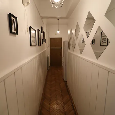 Cozy Old Town - Free Minibar