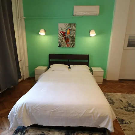 Cozy Old Town - Free Minibar *