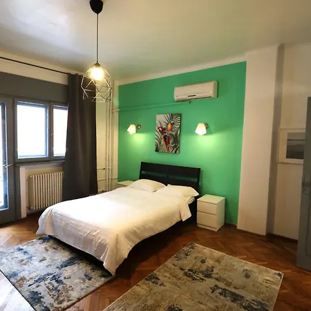 Cozy Old Town - Free Minibar *