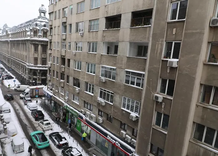 Cozy Old Town - Free Minibar *