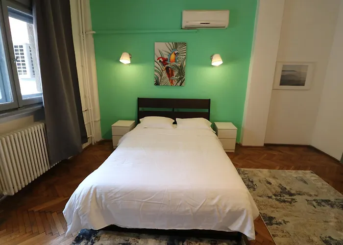 Cozy Old Town - Free Minibar *