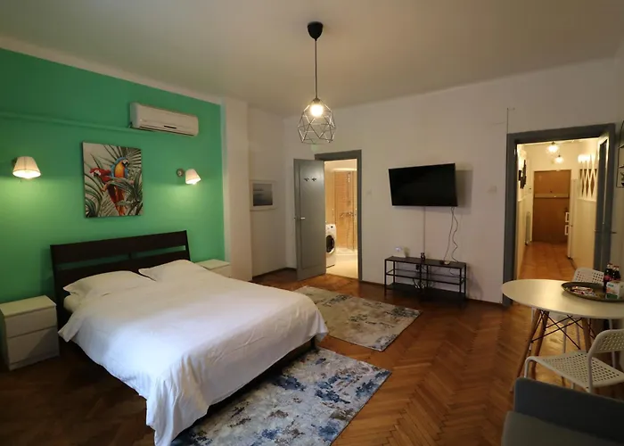 Cozy Old Town - Free Minibar Апартаменти *