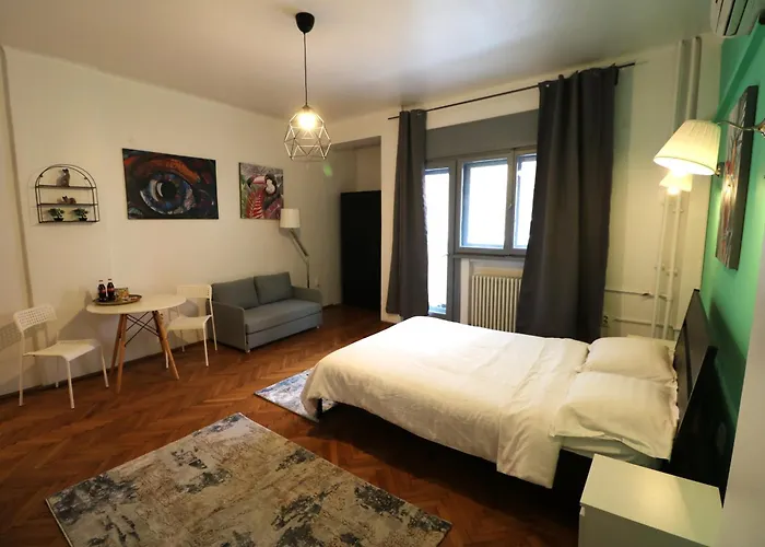 Cozy Old Town - Free Minibar